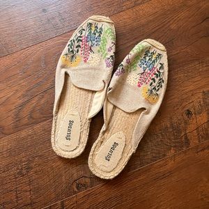 Soludos Slides Size 11